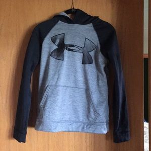 Youth / Boys Large Under Armour Hoodie